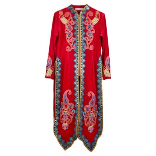 新疆维族舞蹈演出服女红色长款刺绣民族舞台表演服装金丝绒长外套