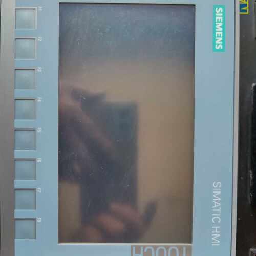 溢价-KTP700 Basic触摸屏，型号6AV2 123-