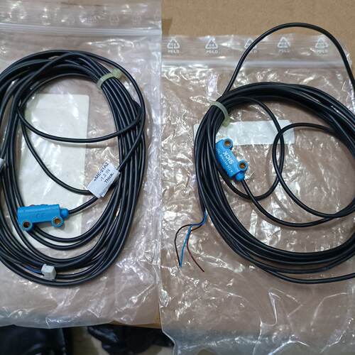 溢价-SICK施克WT2S-P031S08 漫反射光电开关传器，工