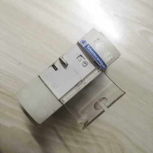 议价RE9TA21MW  施耐德 时间继电器