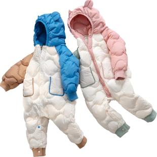 雅鹿婴儿连体羽绒服轻薄冬季连体衣2025新款男女宝宝衣服抱衣爬服