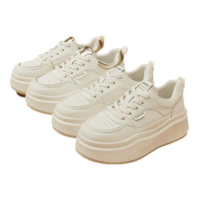 达芙妮2026新款厚底增高小白鞋