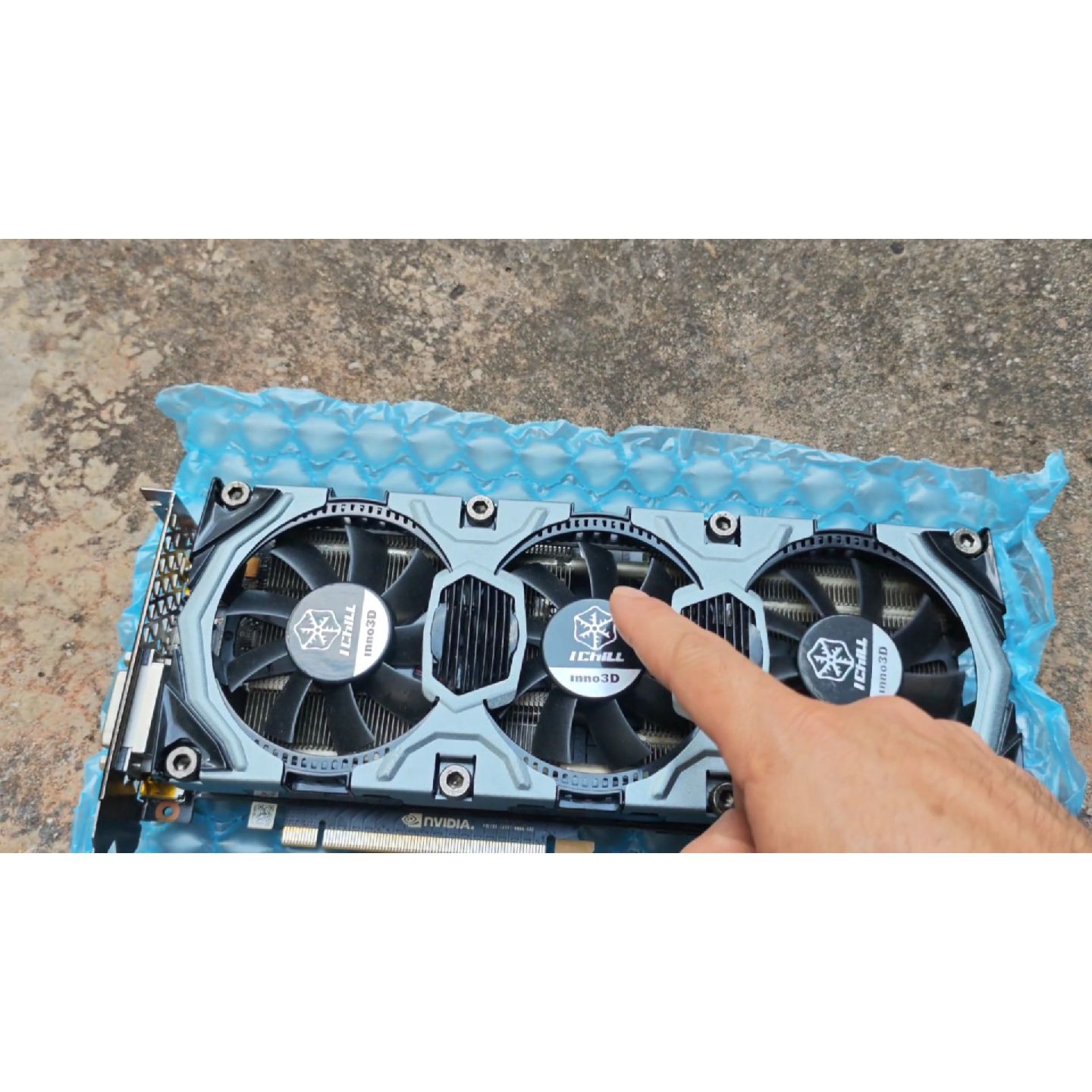 可维修议价  索泰GTX9704G换了一套映众gtx980超级冰龙散热器散热图片