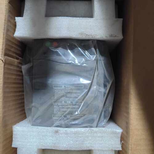S06-4A005-B变频器，0.75/1.5kw，
