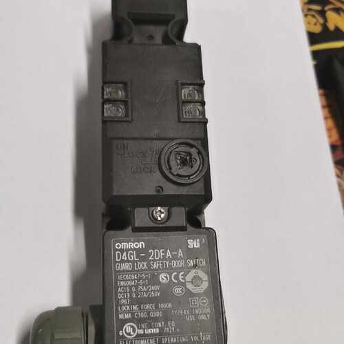 【询价】安全门开关D4GL-2DFA-A，D4GL-2FFA-适用