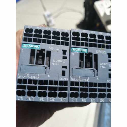【请询价】接触器3RT20162F42有2个线圈电压DC2