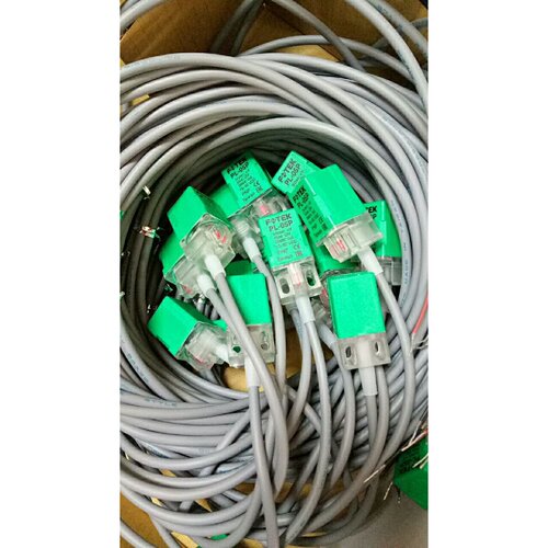 议价PL05P阳明接近开关八月
