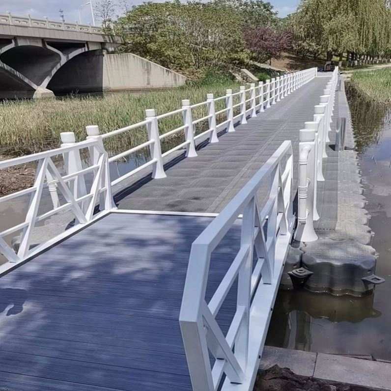 塑料浮筒水上平台浮动龙舟赛浮漂工程摩托艇浮台码头浮桥景区浮桶