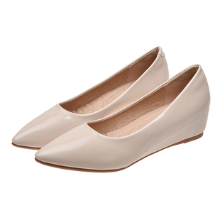 内增高豆豆鞋女夏漆皮尖头小码坡跟单鞋女四季平底气质软底工作鞋