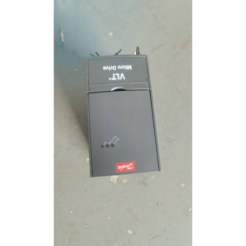议价丹佛斯变频器0.75KW380V132F0018维修