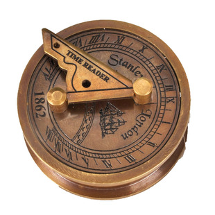 进口黄铜全铜英伦欧式怀旧复古指南针户外罗盘便携小号日晷摆件
