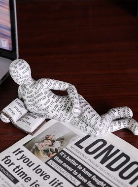 欧式轻奢读书人桌边摆件客厅家居乔迁新居酒柜创意电视柜装饰现代