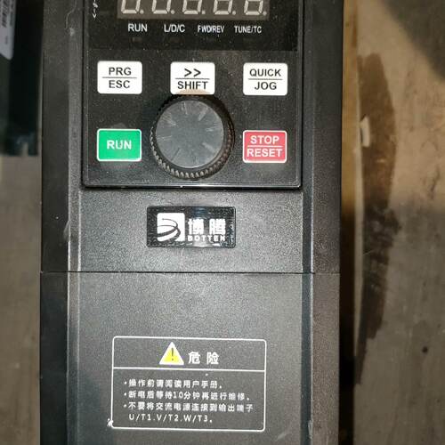 博腾变频器X550A-4T2R2GB/4R0PB 2.2KW