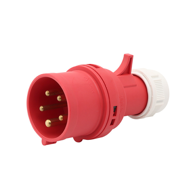 阻燃实心铜IP44防水工业插头