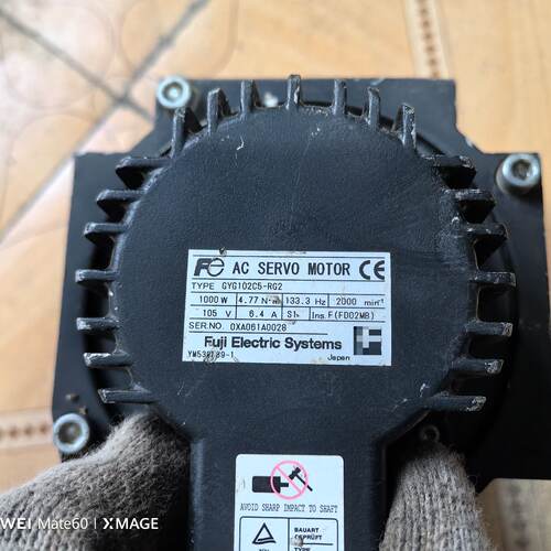 议价Fuji Servo Motor Gyg102c5-Rg2 1000W Disassembled适用