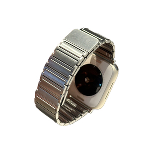新款钢带金属高级感磁吸iwatch手表带夏小众适用苹果applewatch女
