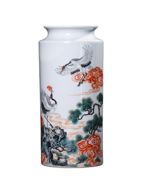 松鹤栖云间，瓷载福寿长