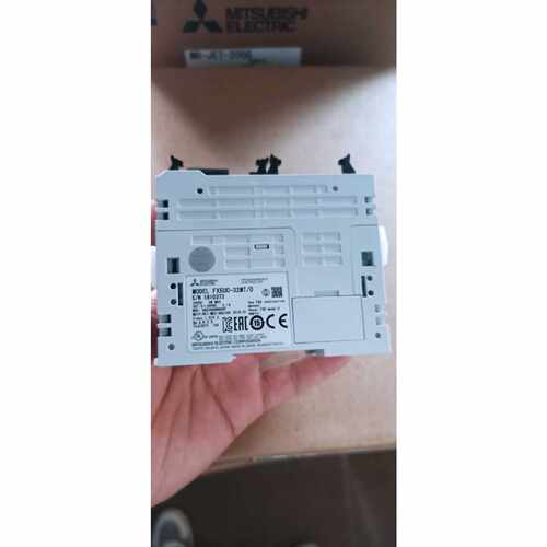 〔议价-可维修〕FX5UC-32MT/D三菱PLC99新 功能正常