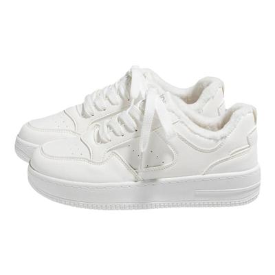 环球冬季加绒小白鞋限时促销中