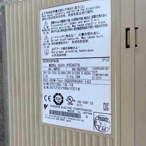 议价安川伺服驱动器SGDVR90A01B日本原装拆机件功维修