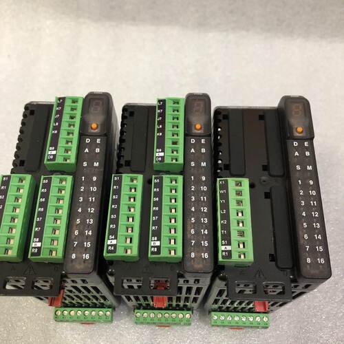 溢价-WATLOW控制器温控器EZ-ZONE RMLA-55AB-