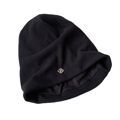 金属字母小标黑色堆堆帽女显脸小