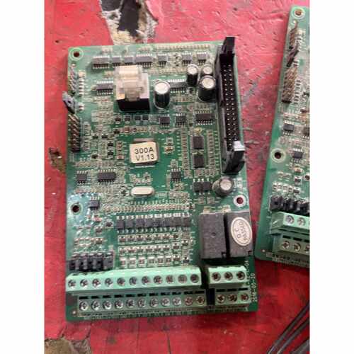拆机迈凯诺KE300A变频器主板型号KE300AKZC