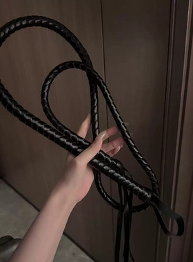 小皮鞭黑色马鞭子牧羊长皮鞭pu黑色cos骑士装备健身散鞭长蛇鞭