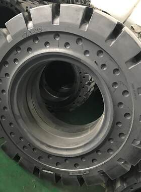 机械工程用轮胎 高品质国标大轮式装载机实心胎 17.5-25