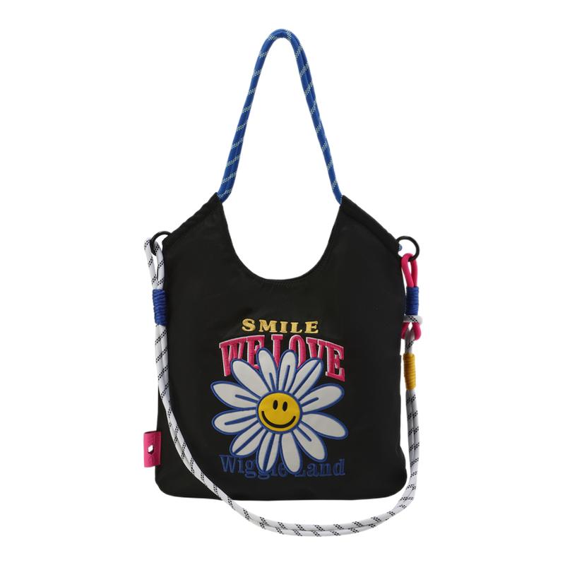 笑脸花时尚休闲通勤大容量斜跨包