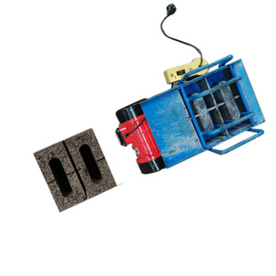 热卖 手动打砖机 小型家用空心砖机器 两相电制砖机 一次一块