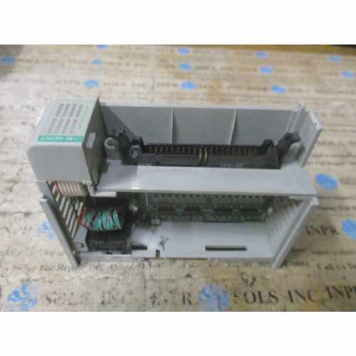 AllenBradley1769OB32T32PT直流输出24V采购输出单元A3.1*已测试*