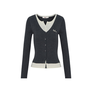 张月同款 Liilou 清冷高智 撞色羊毛混纺修身假两件合体针织上衣