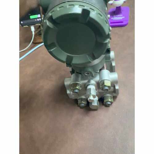 议价横河YOKOGAWA智能压力变送器，型号EJA30A，实物拍