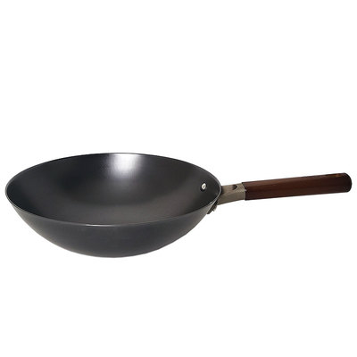 厚底薄壁，导热迅速轻铸锅身