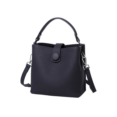 真皮水桶包高级感百搭斜挎包