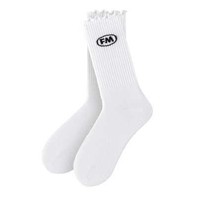 FIRSTMIX黑白字母中筒短袜