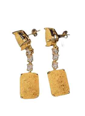 凤仪万千孔雀绿花环宝石戒指 苏富比 镀18K金 鸡油黄水滴锆石耳环