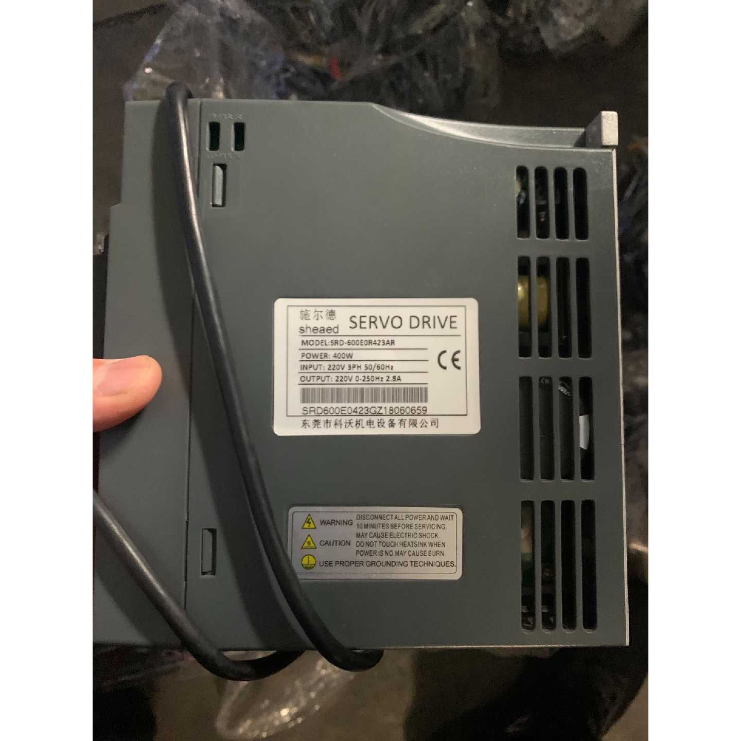 议价-施尔德伺服马达400W,型号SRD-600E0R423AR