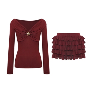 【圣诞限定】Maison Wester2025冬季新品千金风露肩上衣短裤套装