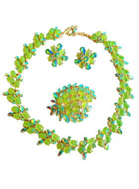 中古款嫩绿色月光熔岩项链