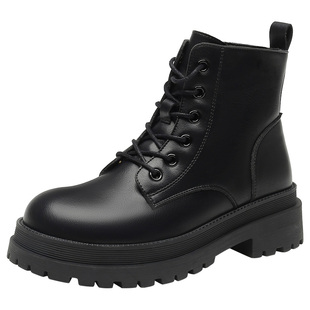 大东厚底短靴女秋冬2026新款爆款英伦风加绒马丁靴女款黑色短筒靴