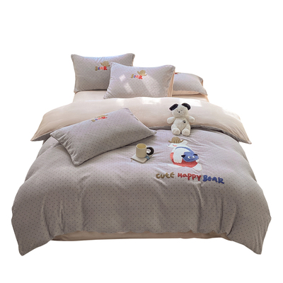 背包熊卡通牛奶绒四件套毛巾绣