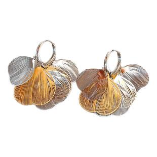 金属镂空片片流苏耳钉女2026新款爆款耳环轻奢高级感气质大气耳饰