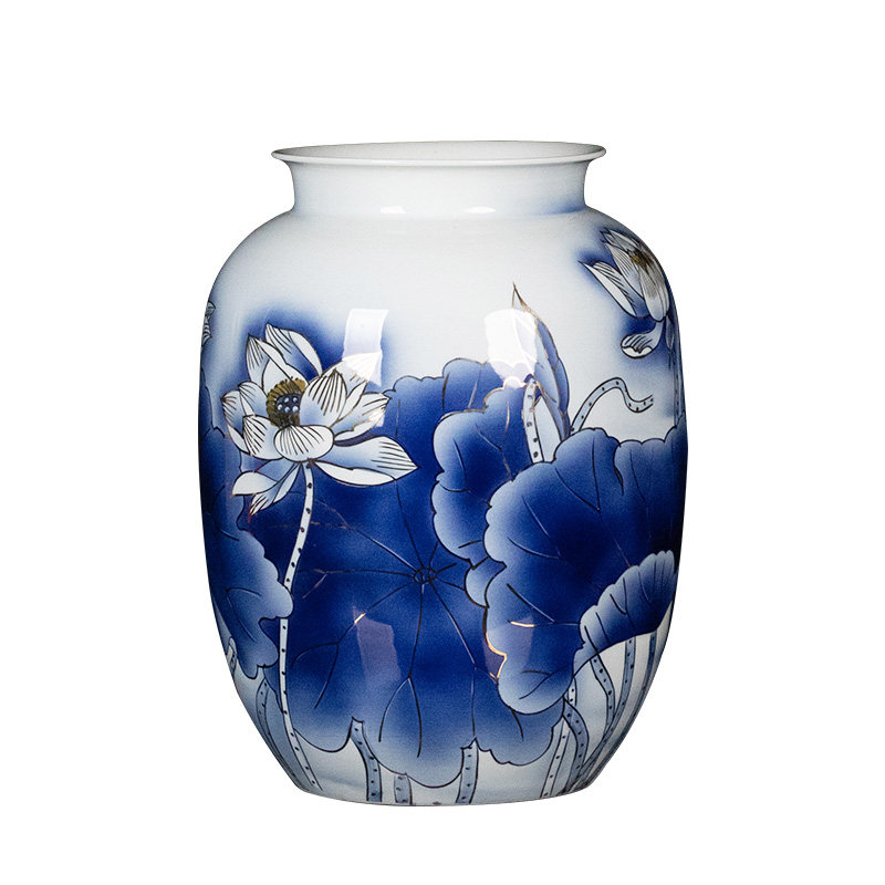 手绘描金青花瓷冬瓜瓶摆件
