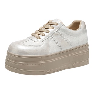 星期六厚底休闲板鞋女2026春季新款超高跟不累脚通勤风百搭松糕鞋