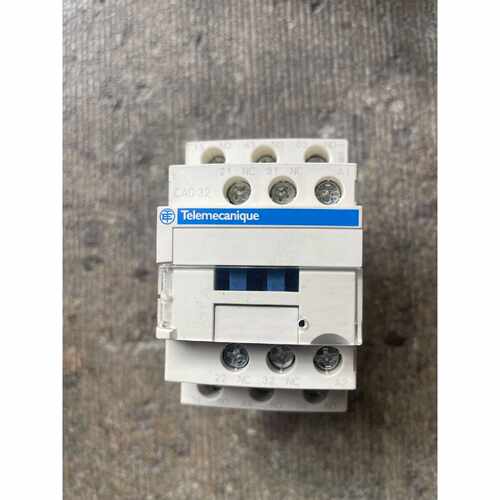 【议价】控制继电器CAD32F7C110V5060Hz