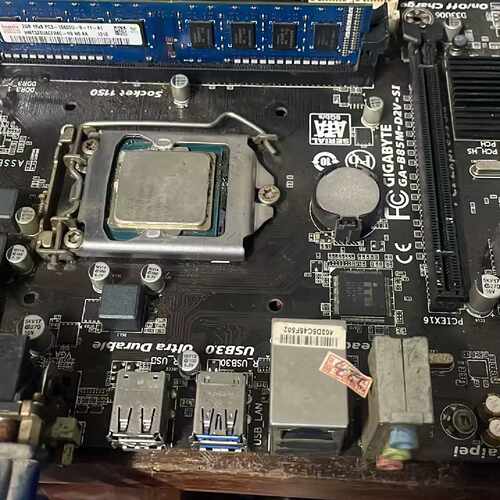 询价技嘉B85M-D2V-SI主板i3 4170 CPU套装议价