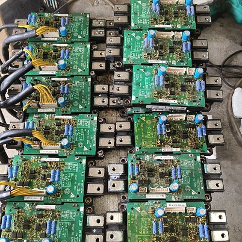 要询价---安川E1000变频器模块CM150DXD24A配套驱动板维修219