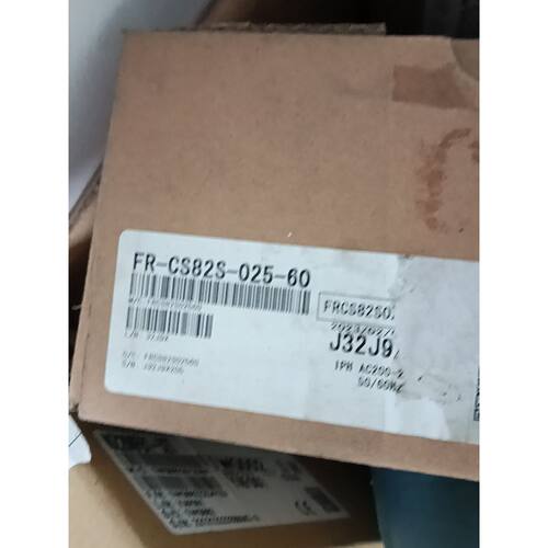 全新变频器FR-CS82S-025-60，原装未封—议价
